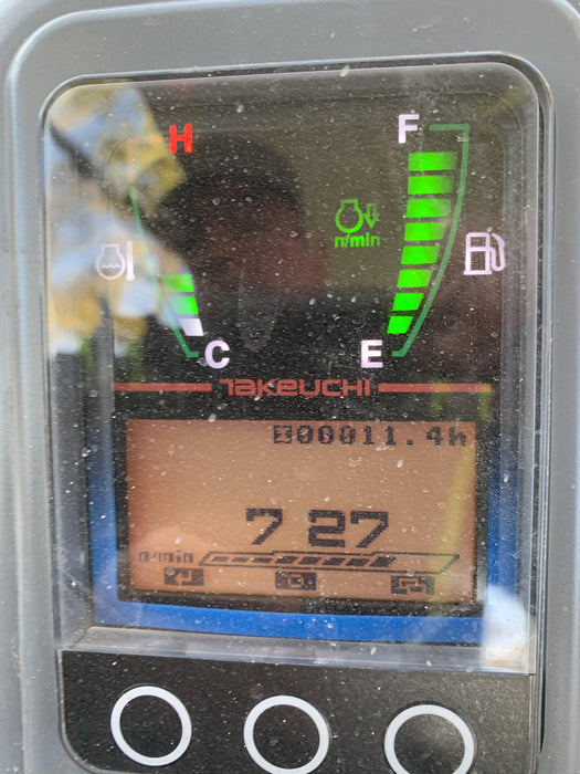 2021 TAKEUCHI TB235-2R