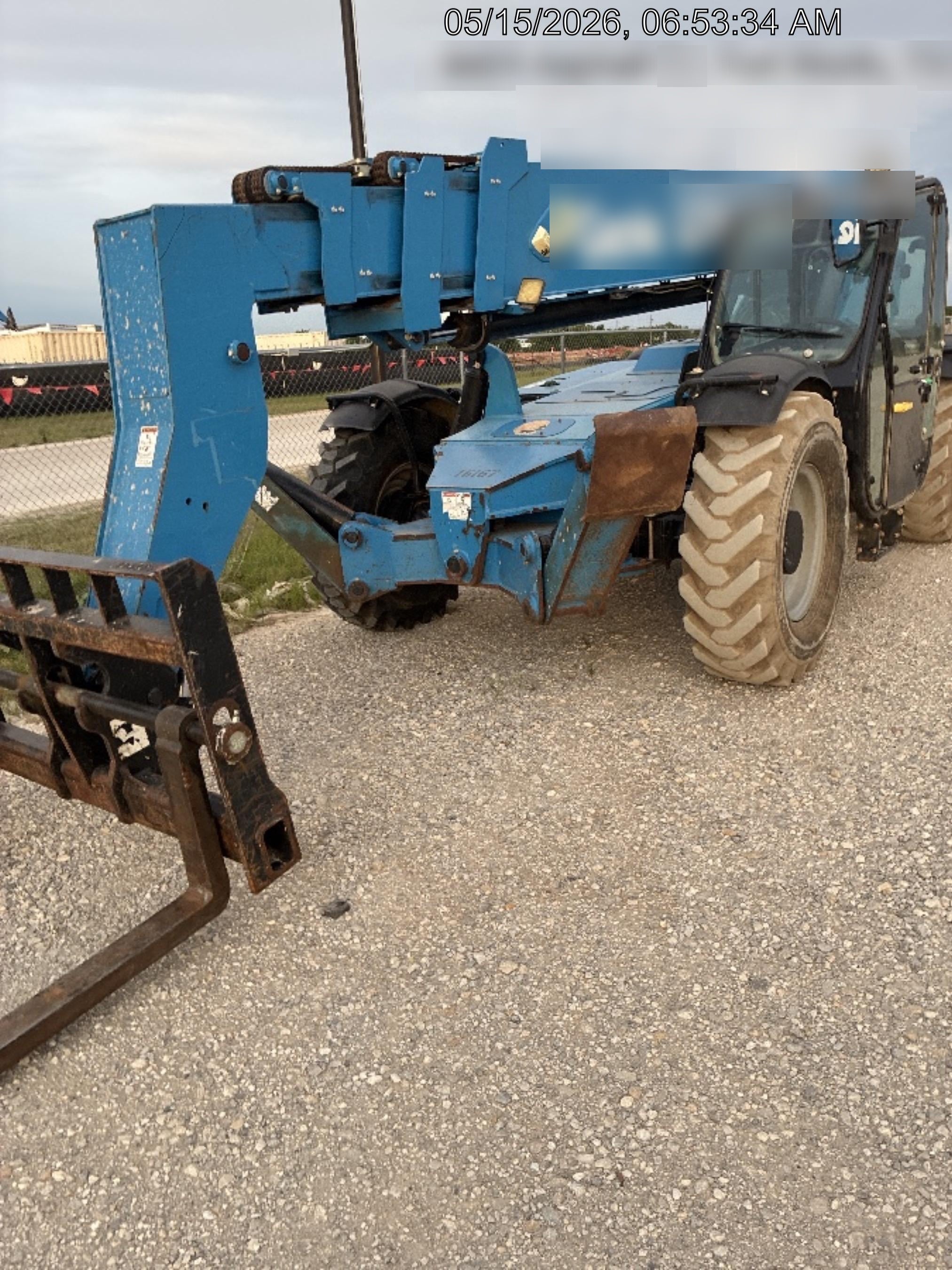 2018 Genie GTH-1056 Genie GTH-1056 w/CAB, Solid Tires, Work Lights, 60" carriage/forks, cab mesh, beacon