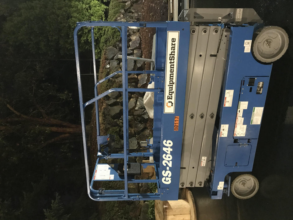 2019 Genie GS-2646 folding rails with full height swing gate, 800W Inverter