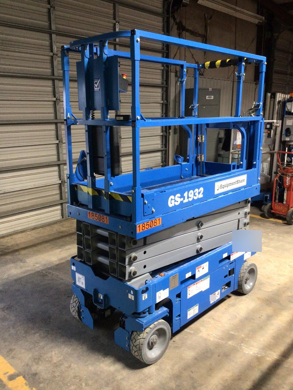 2021 GENIE GS-1932