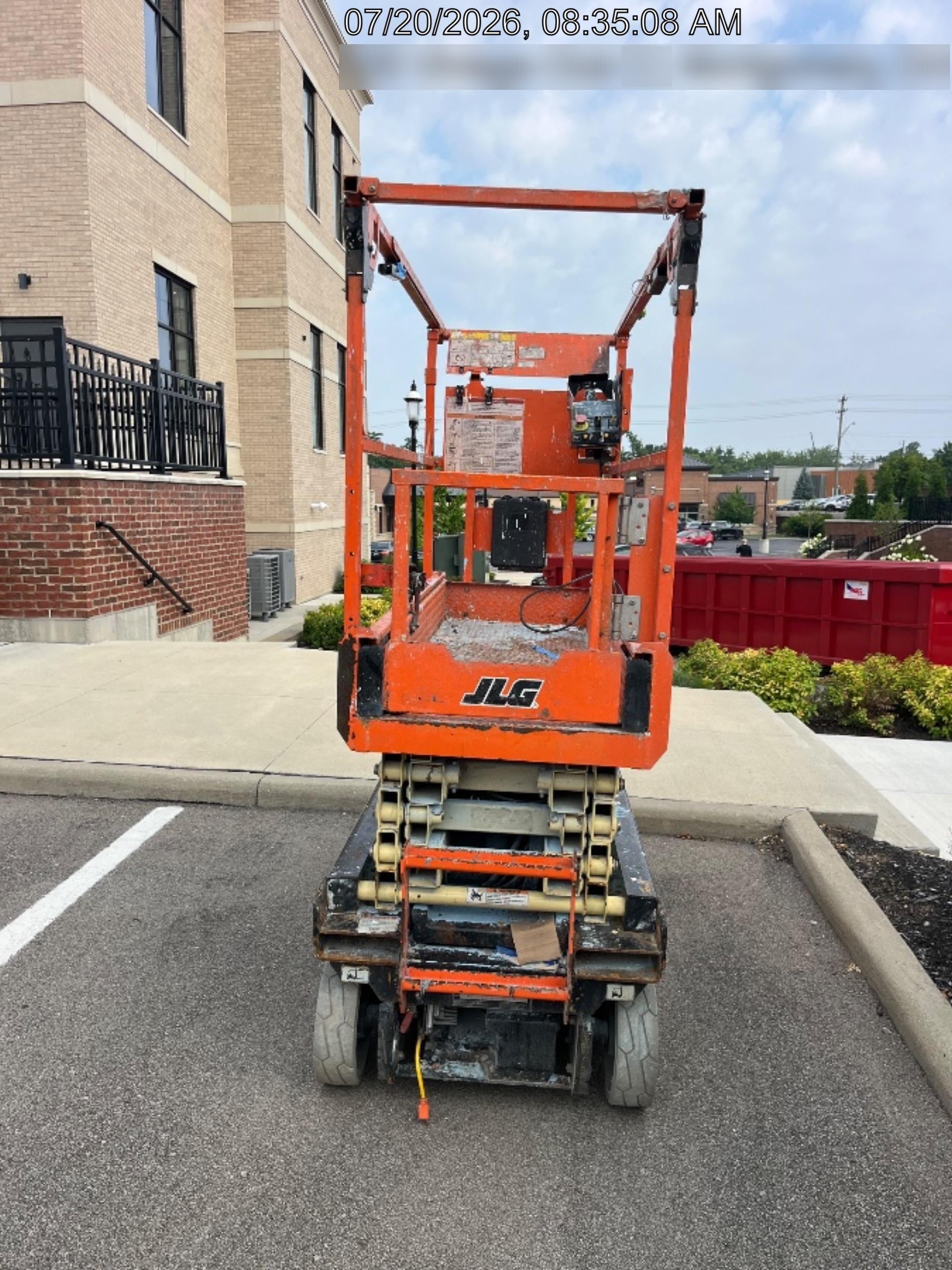 2021 JLG ES1932