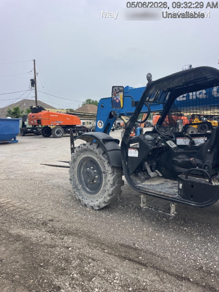 2018 Genie GTH-636 Genie GTH-636 w/Open ROPS, Work Lights, Solid Tires, RH Cab Mesh, Beacon, 48" Carriage and Forks