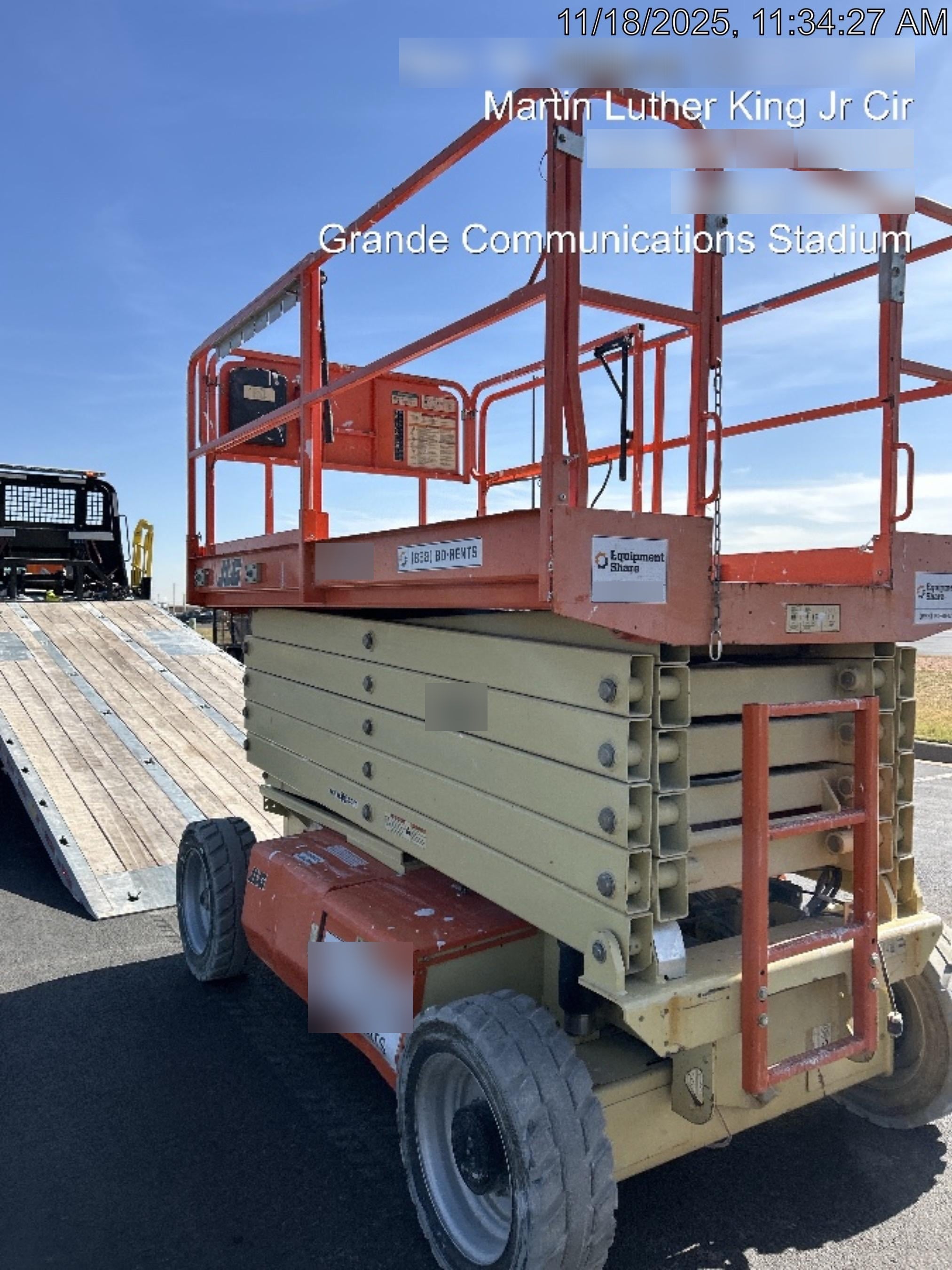 2019 JLG 4069LE
