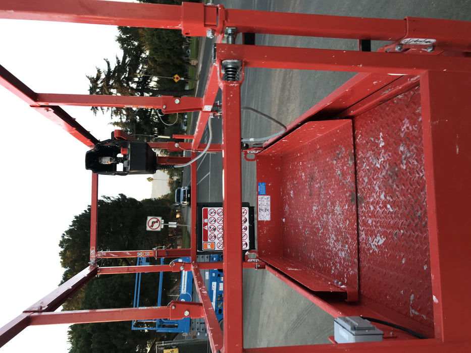 2020 Skyjack SJIII-3219 Solid NM Tires, Half height spring hinged entry gate, Dual Beacons, 800W Inverter