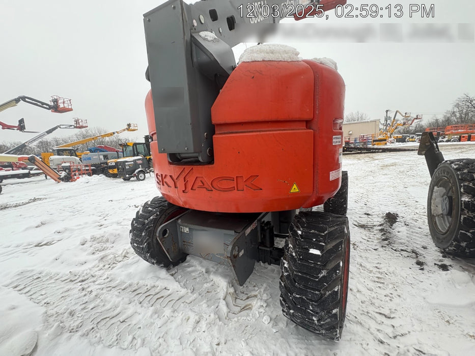 2018 Skyjack SJ85 AJ Skyjack SJ85 AJ, FF Tires, WRDY Generator, Beacon