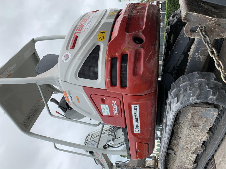 2020 TAKEUCHI TB235-2R