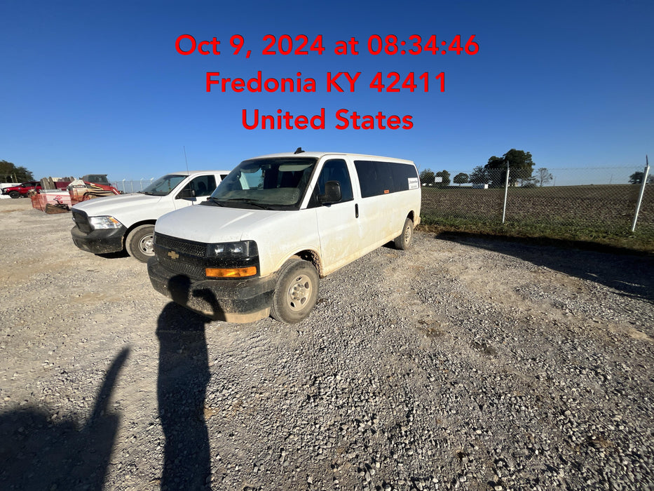 2023 CHEVROLET Express Van - Rental