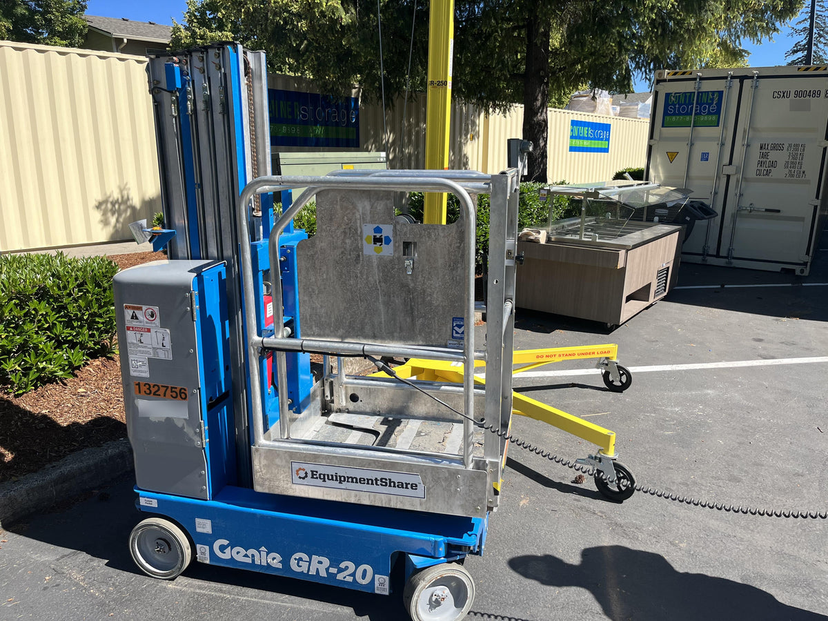2021 GENIE GR-20