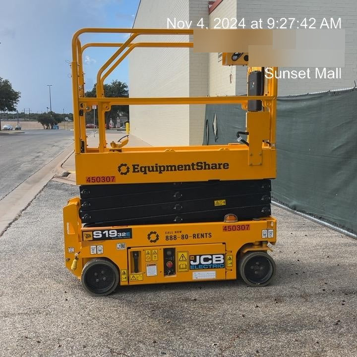 2024 JCB S1932E
