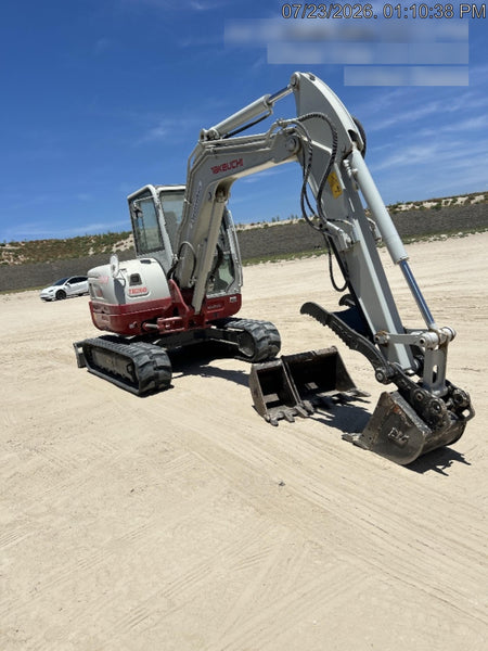 2024 TAKEUCHI TB260-CR