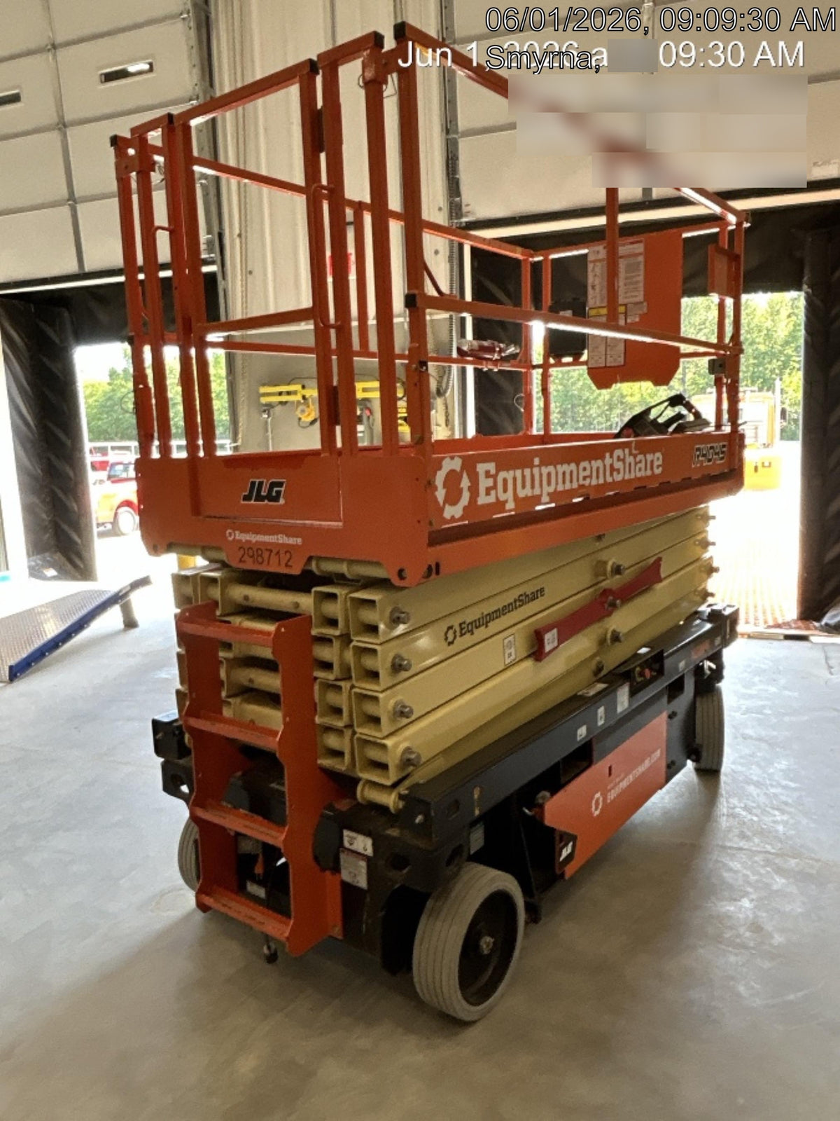 2023 JLG R4045