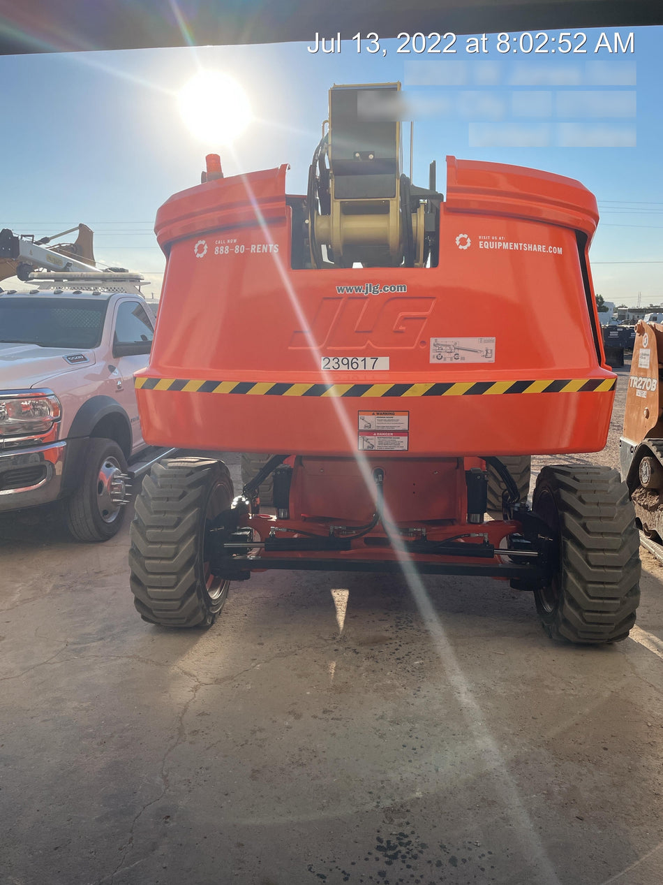 2022 JLG 660SJ