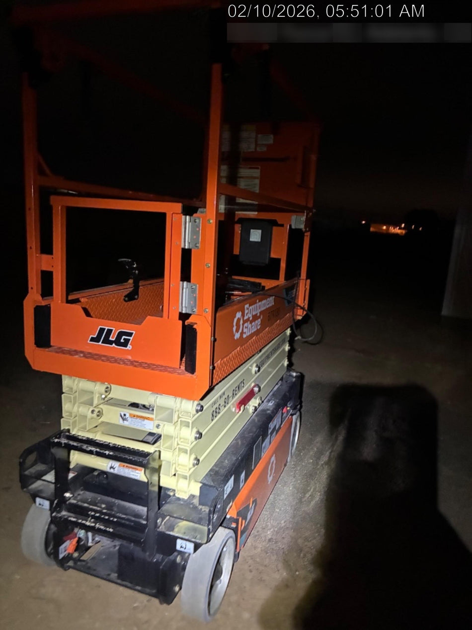 2025 JLG ES1932