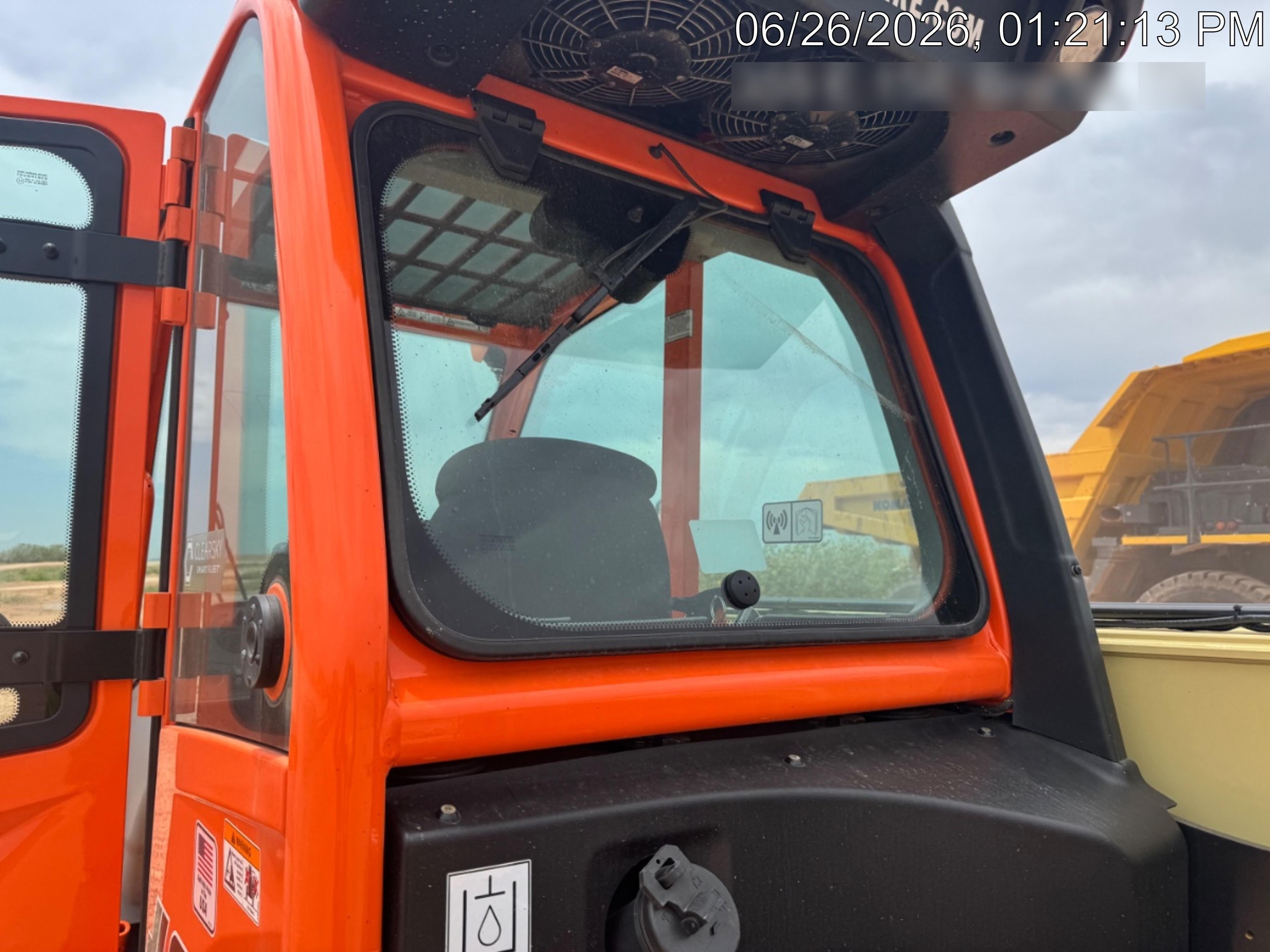 2026 JLG 1732