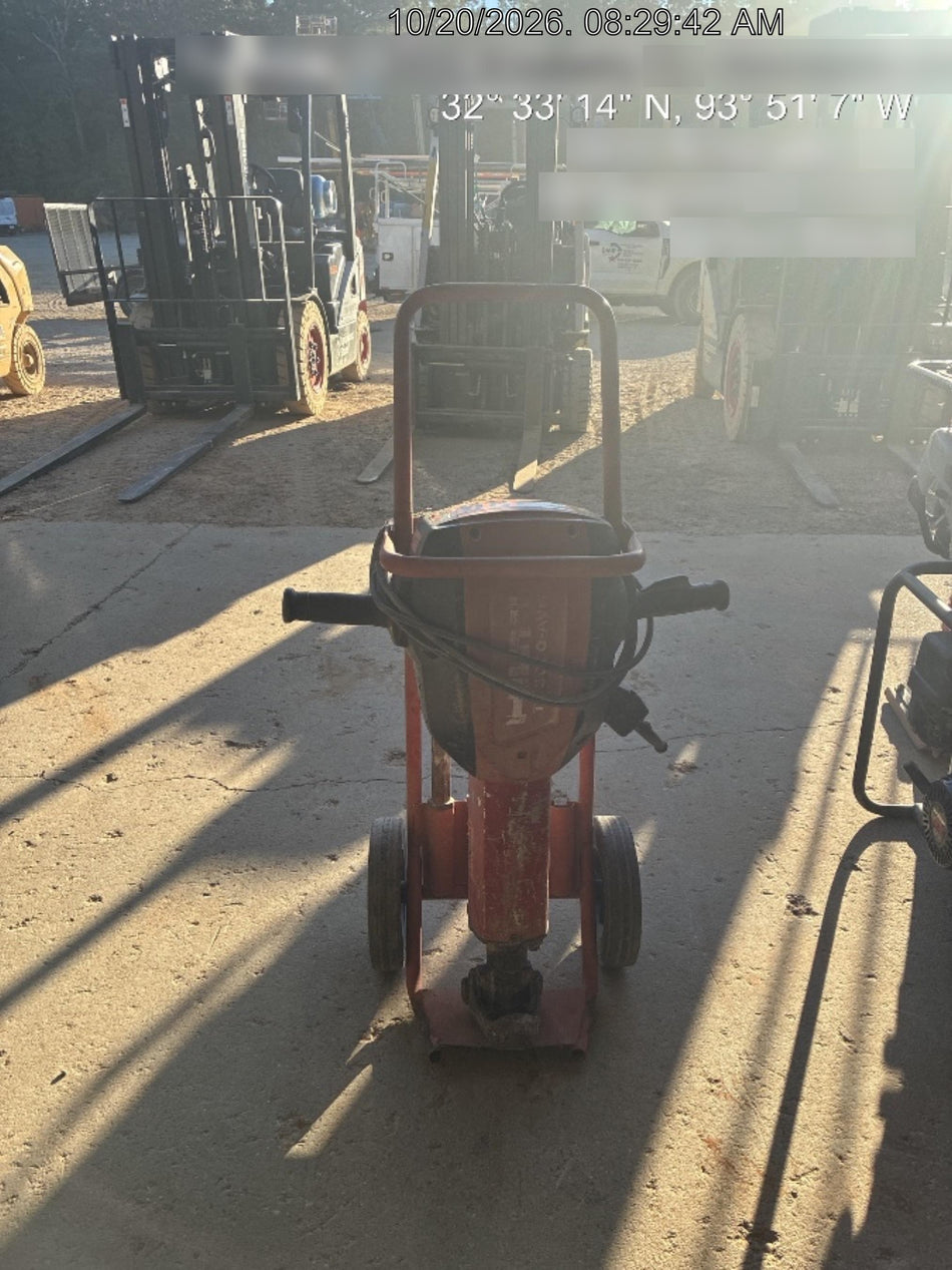 2020 HILTI TE 3000-AVR
