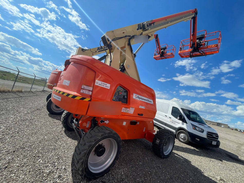 2021 JLG 660SJ