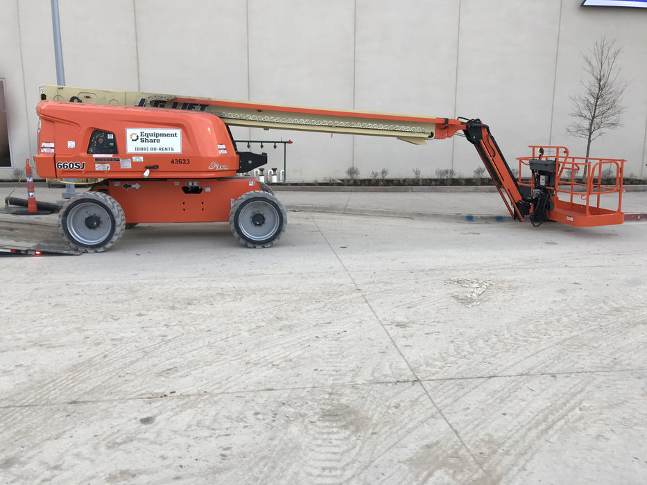 2019 JLG 660SJ