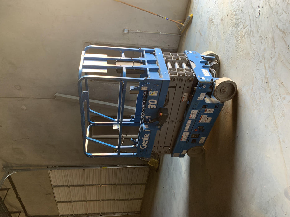 2018 Genie GS-1930 Genie GS-1930 w/Fixed Rail, Chain Entry