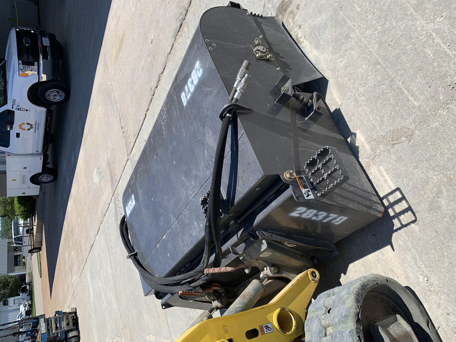 2020 PALADIN Sweepster SB72