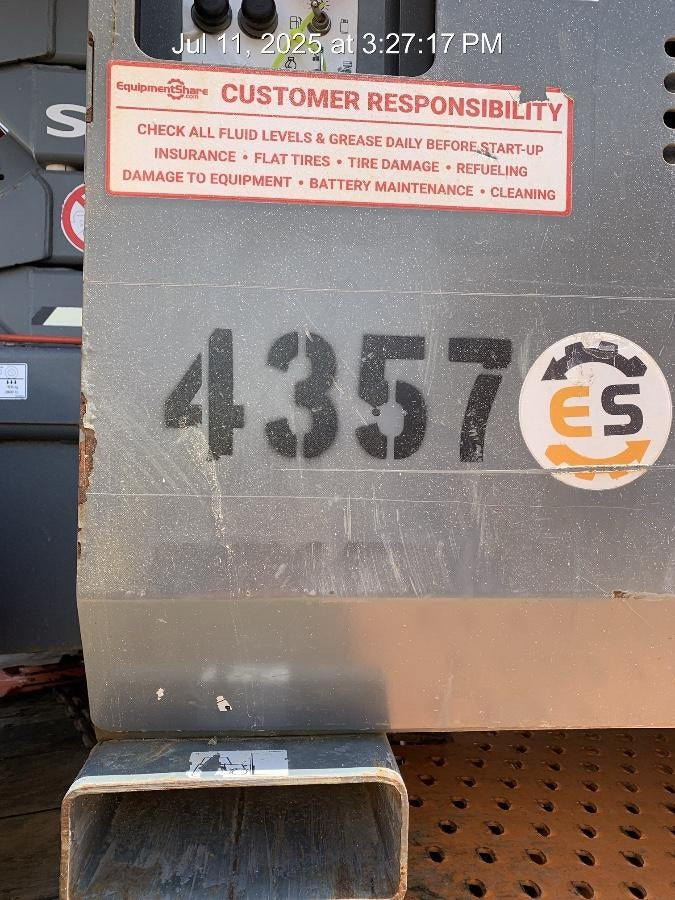 2017 SKYJACK SJ6832 RT