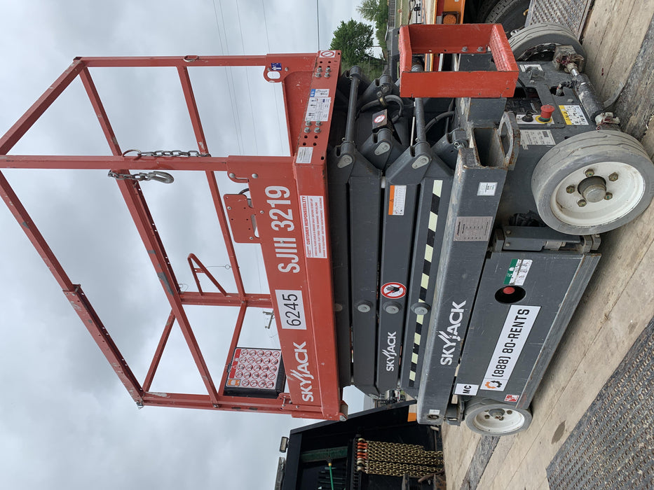 2017 SKYJACK SJIII-3219