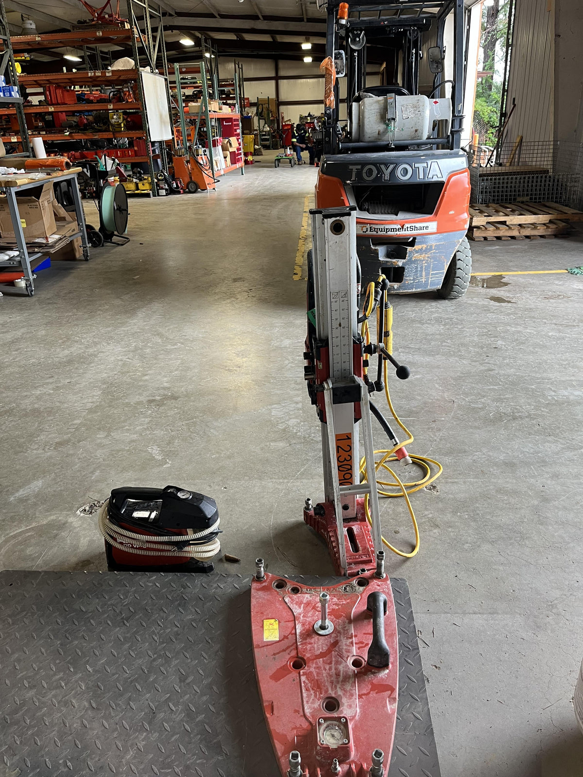 2020 HILTI DD250E