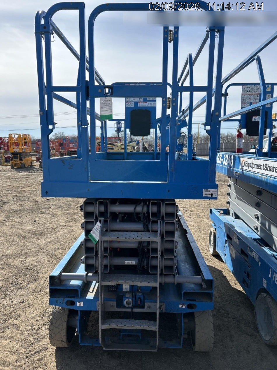 2023 GENIE GS-3246