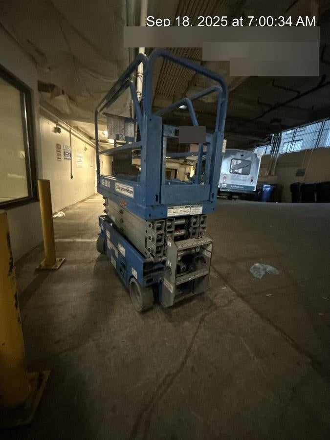 2019 Genie GS-1930 Half Height Swing Gate, 800W Inverter