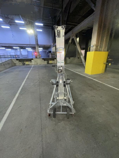 2023 GENIE SLC-24