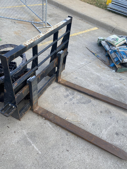 2020 PALADIN 48" Pallet Forks - Paladin