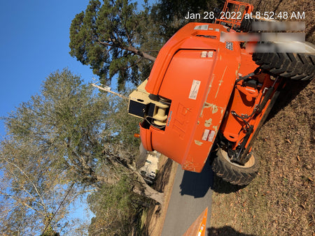 2019 JLG 660SJ