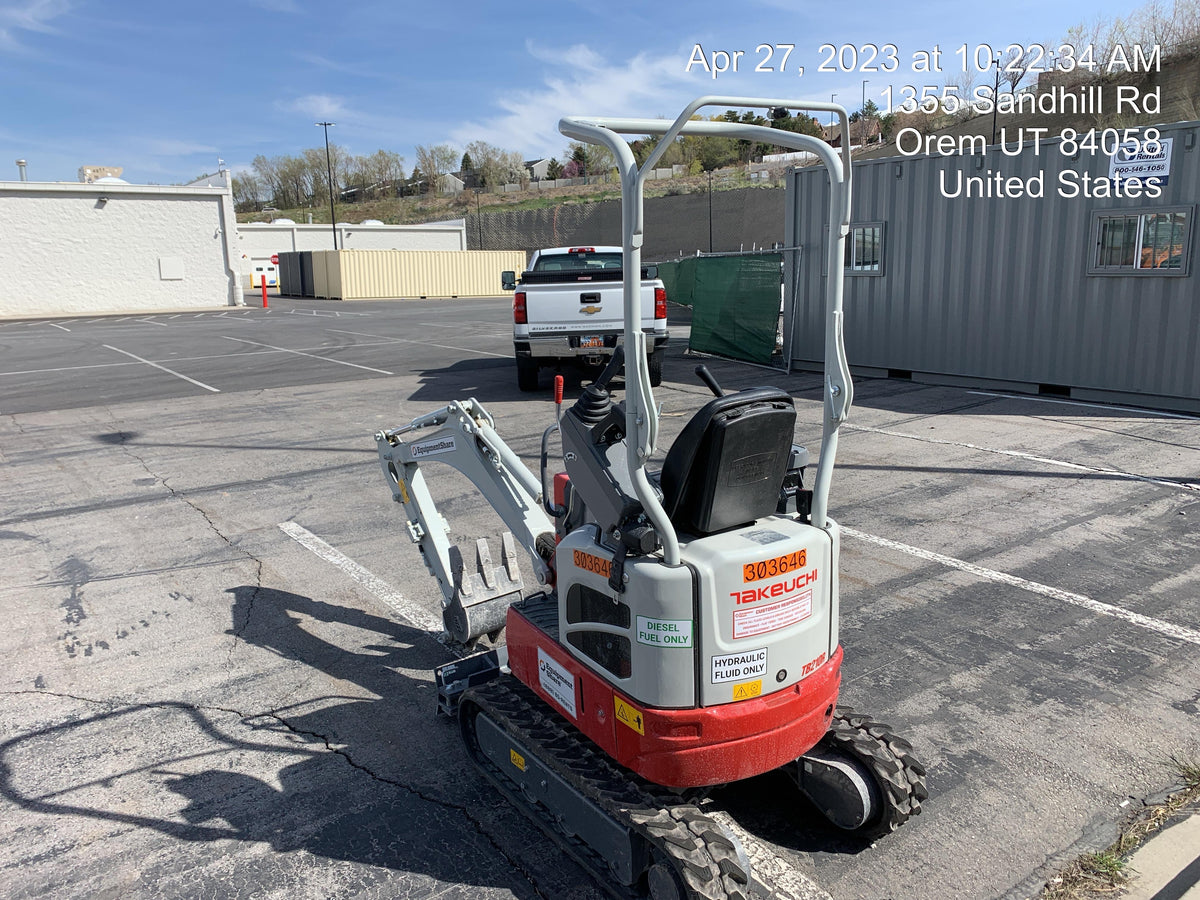 2023 TAKEUCHI TB210R