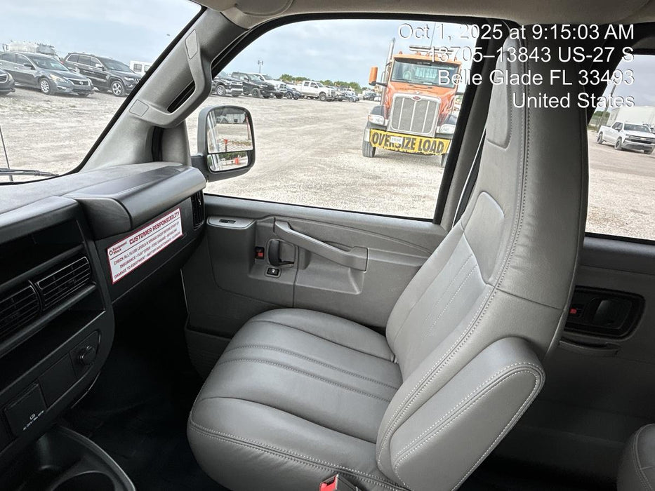 2025 CHEVROLET Express Van - Rental