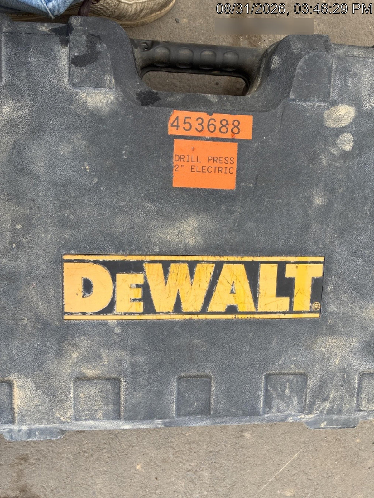 2022 DEWALT DWE1622K