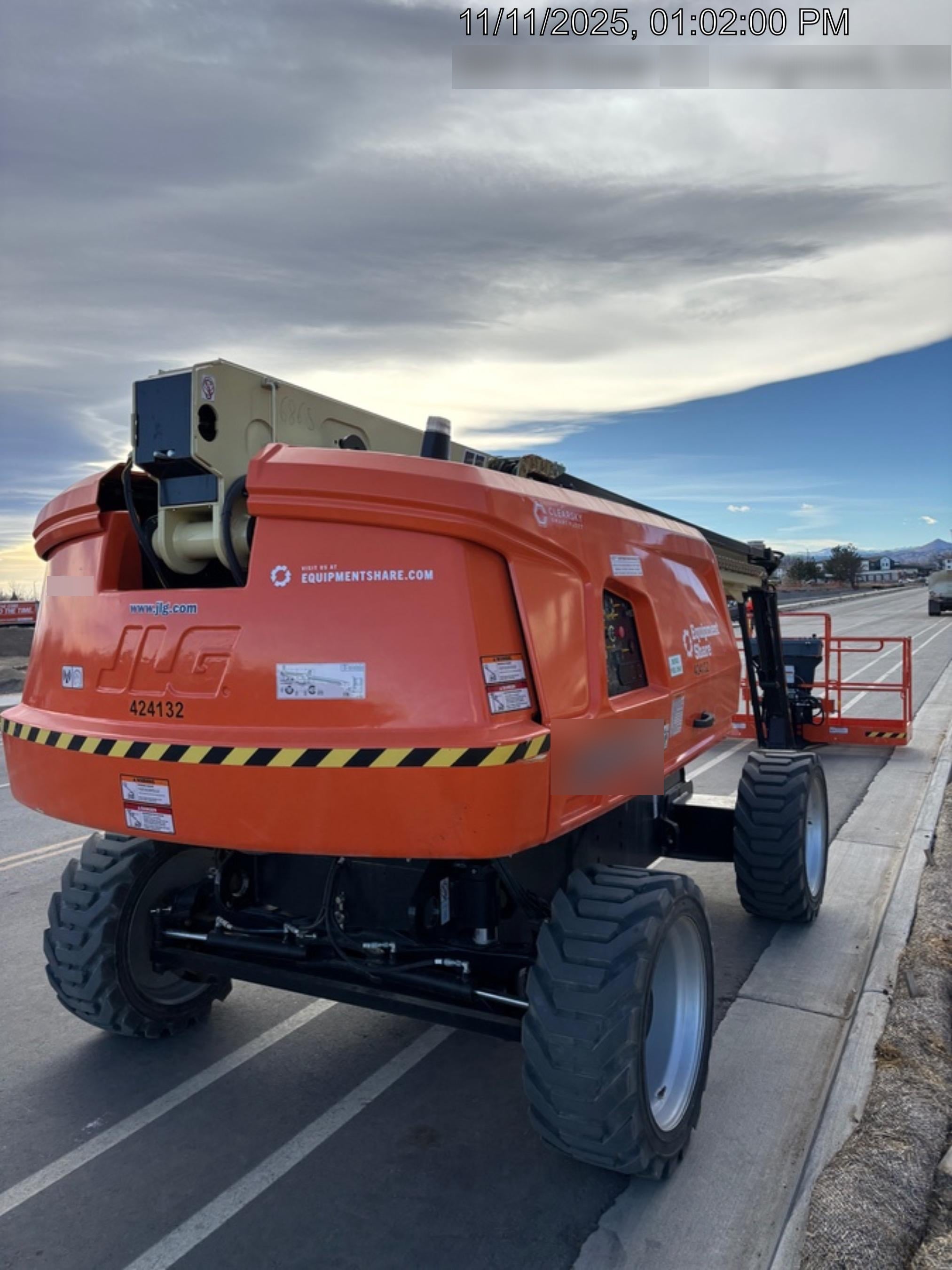 2024 JLG 660SJ