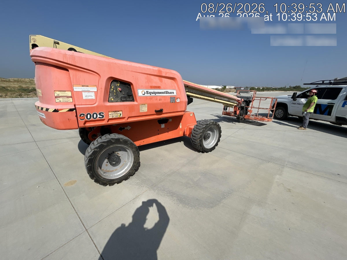 2020 JLG 600S