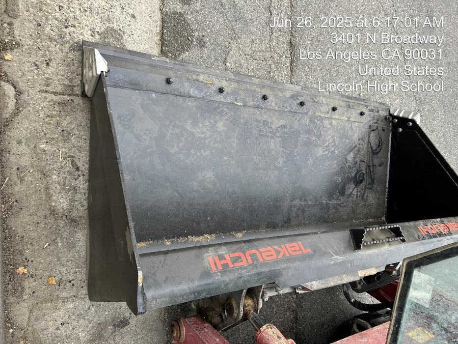 2025 TAKEUCHI 76" Smooth Bucket - Takeuchi