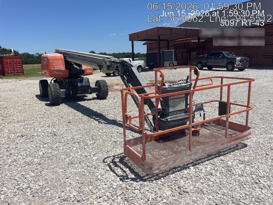 2023 JLG 660SJ