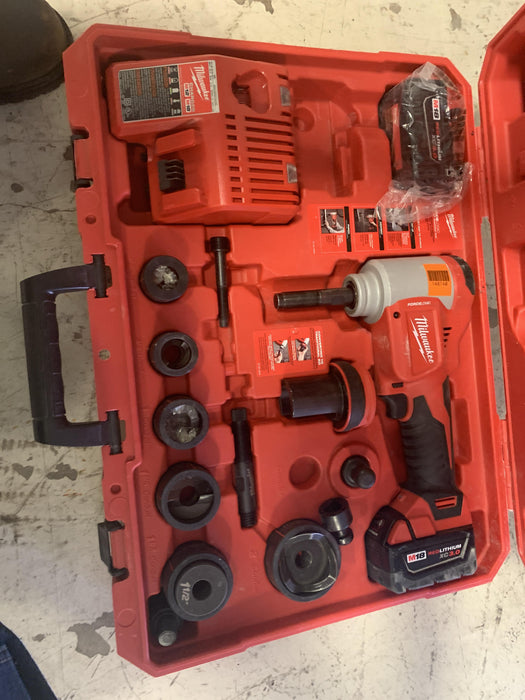 2021 MILWAUKEE 2676-22