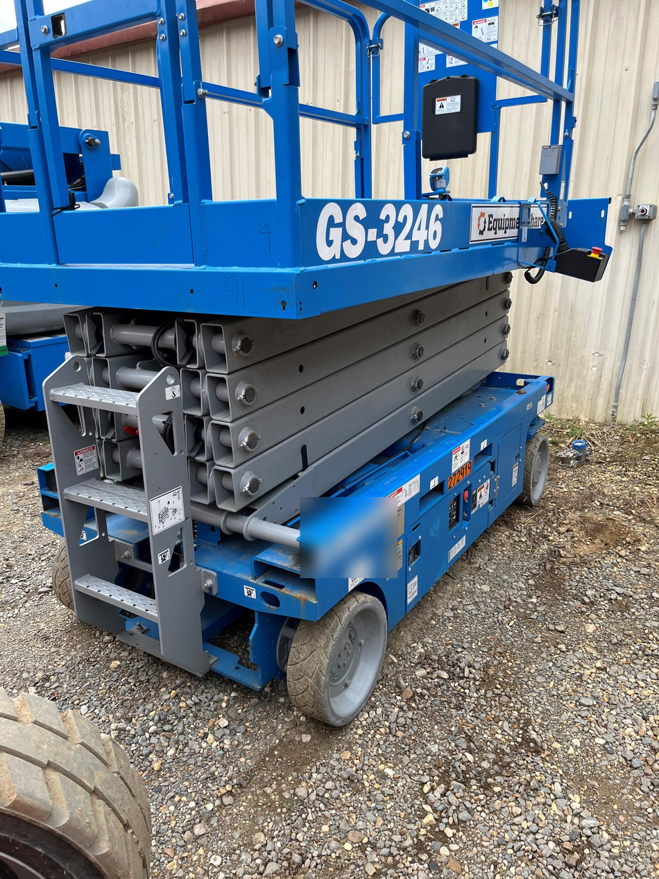 2022 GENIE GS-3246
