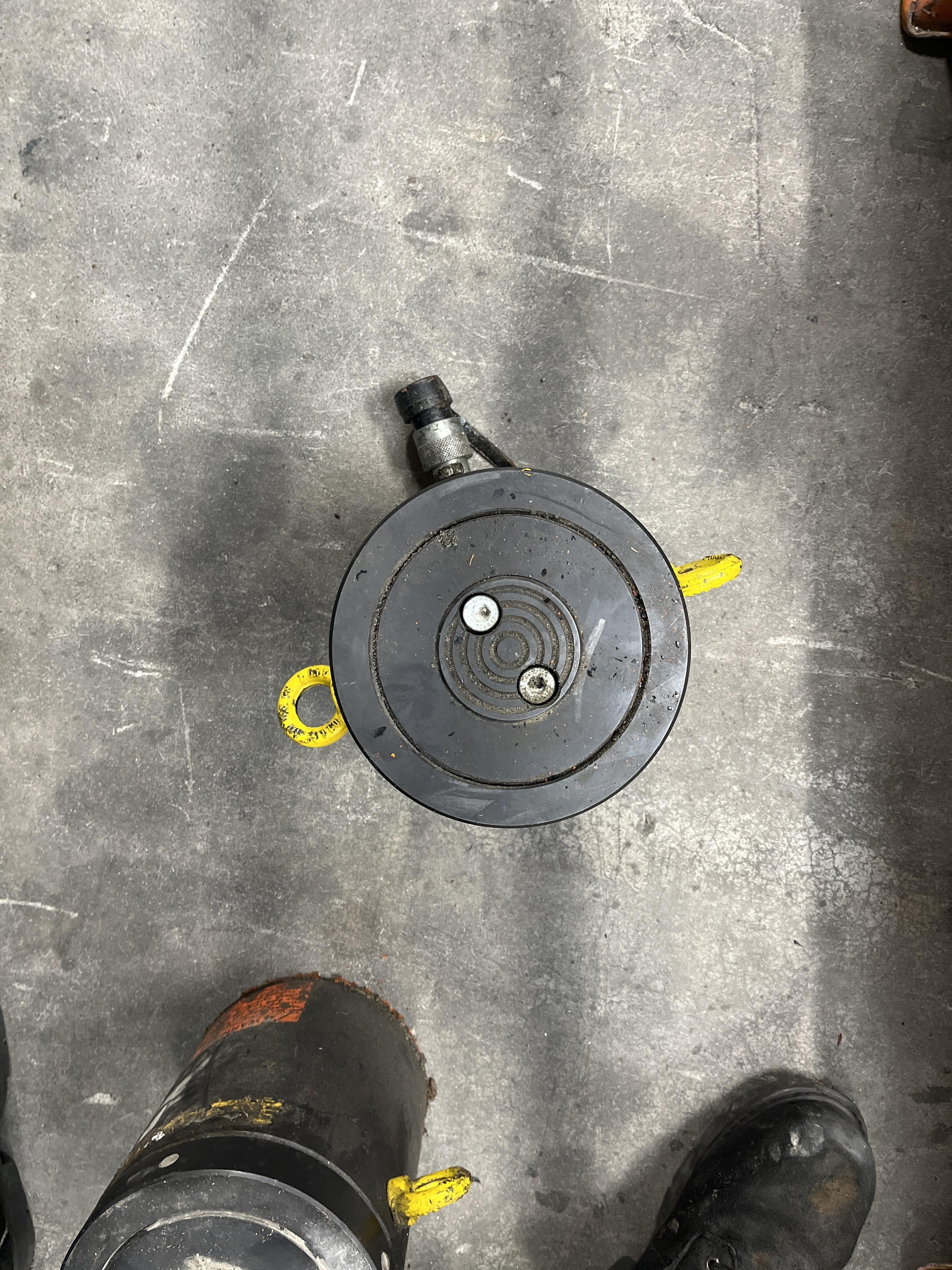 2023 ENERPAC HCL1004