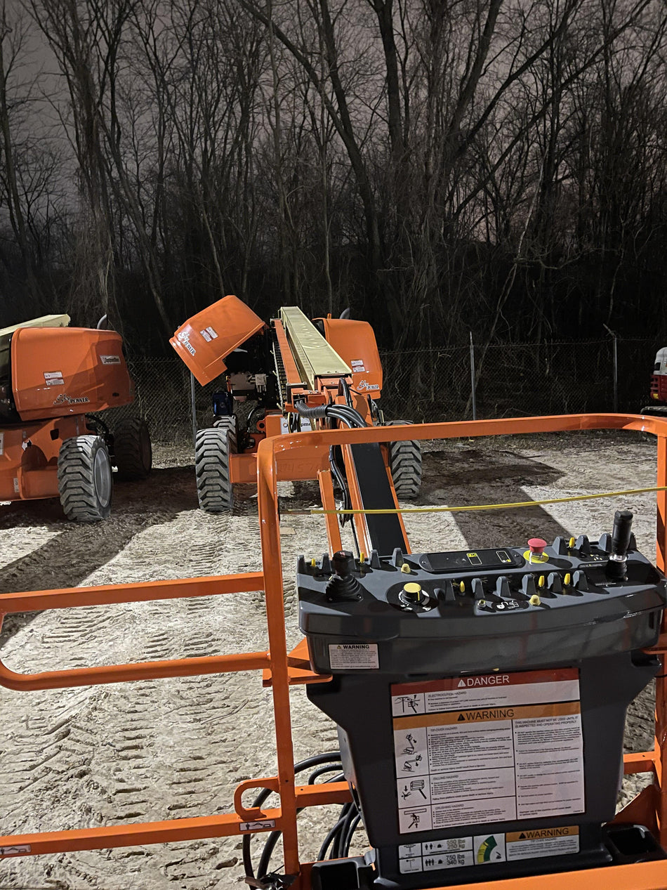 2021 JLG 660SJ
