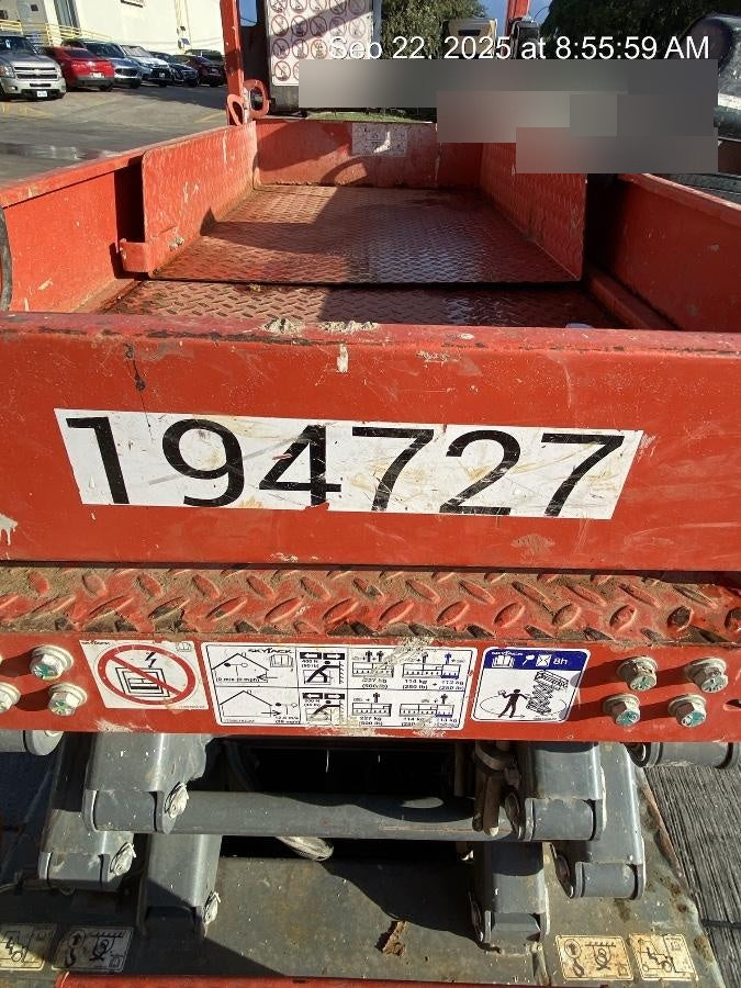 2021 SKYJACK SJ3219