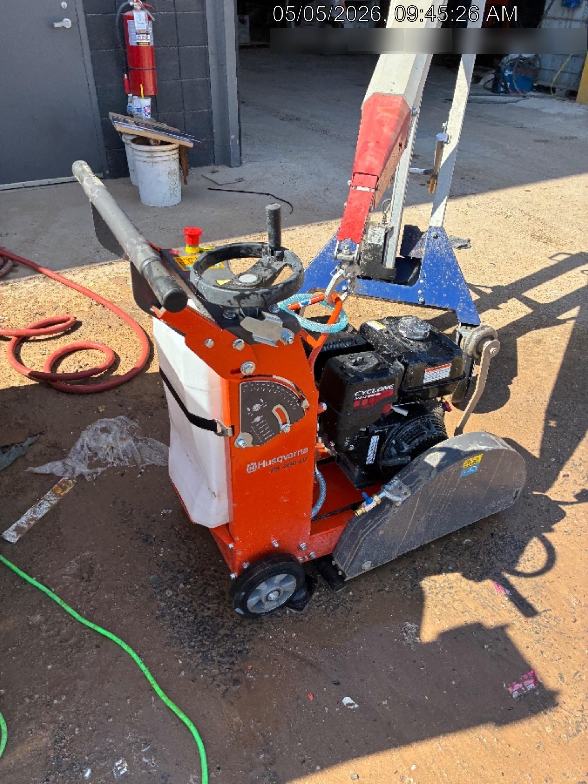 2025 HUSQVARNA FS 400 LV