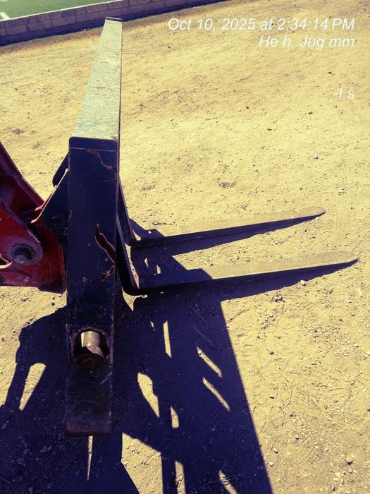 2019 Manitou MTA10055 MTA10055 - 120 HP T4, Canopy, Worklights/Strobe, Beacon, 66" Carriage, 60" Forks, Solid Tires, Lift Hook, Aux Hydraulics