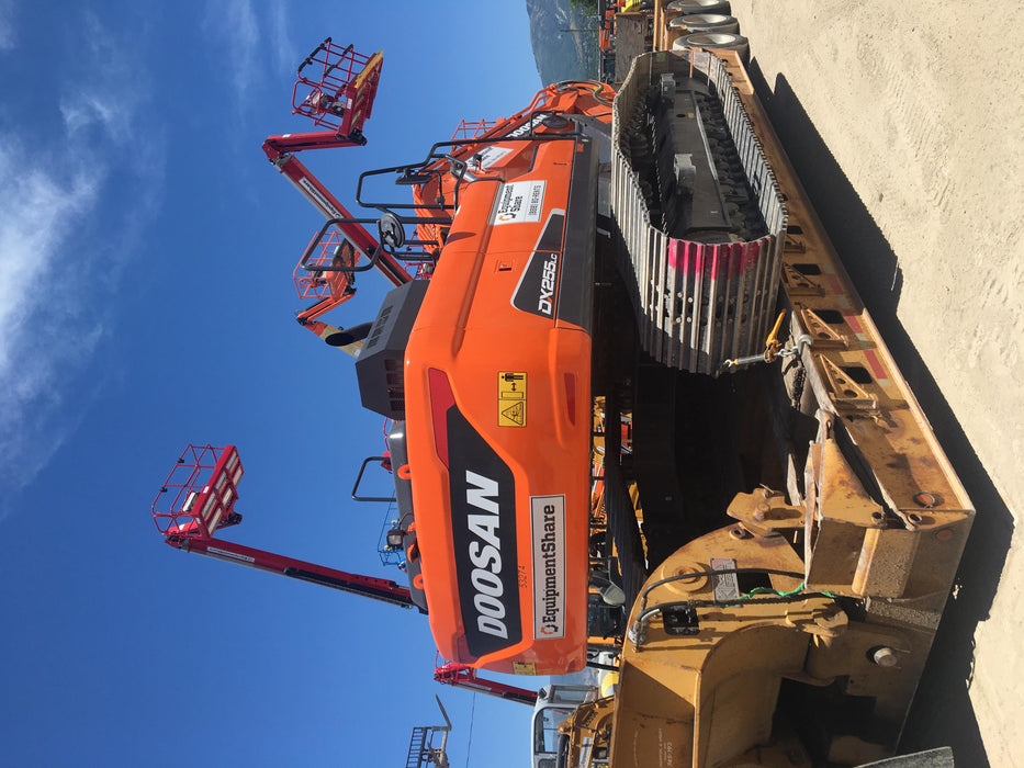 2019 DOOSAN DX255LC-5