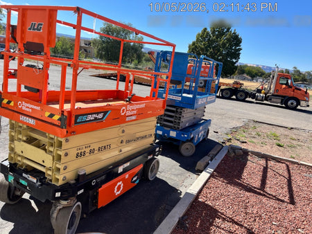 2025 JLG ES3246