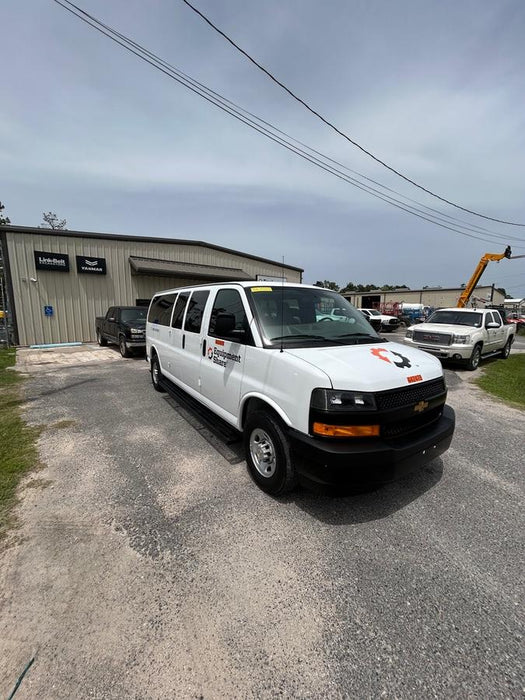 2024 CHEVROLET Express Van - Rental
