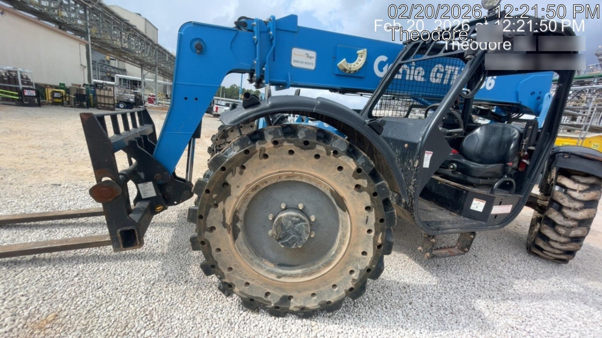 2018 Genie GTH-636 Genie GTH-636 w/Open ROPS, Solid Tires, Work Light/Beacon, 48" Carriage and Forks