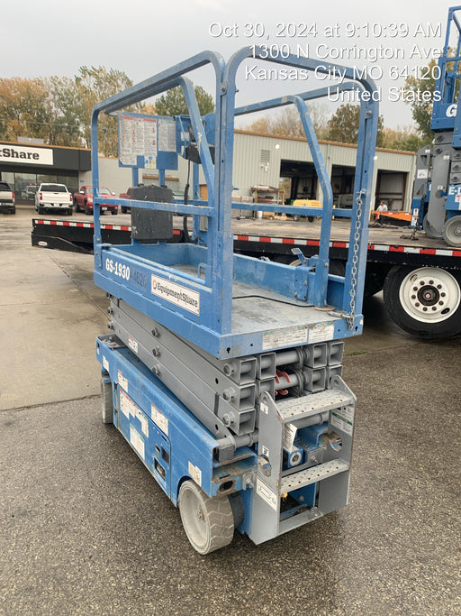 2019 Genie GS-1930 Fixed rails with chain Entry